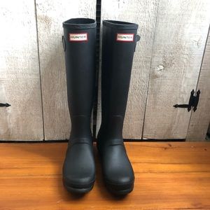 Black Hunter Rain Boots Size 8